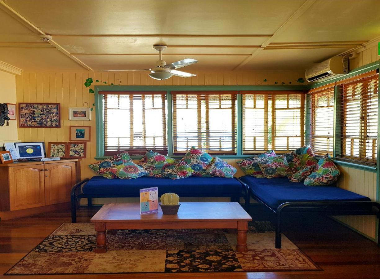 קאירנס Tropic Days Boutique Hostel מראה חיצוני תמונה